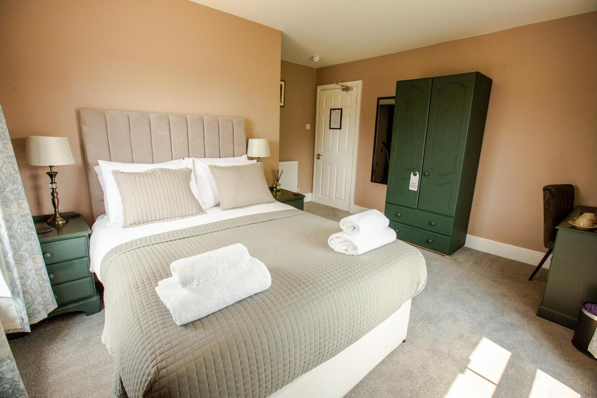 Woodfalls Inn Redlynch  المظهر الخارجي الصورة